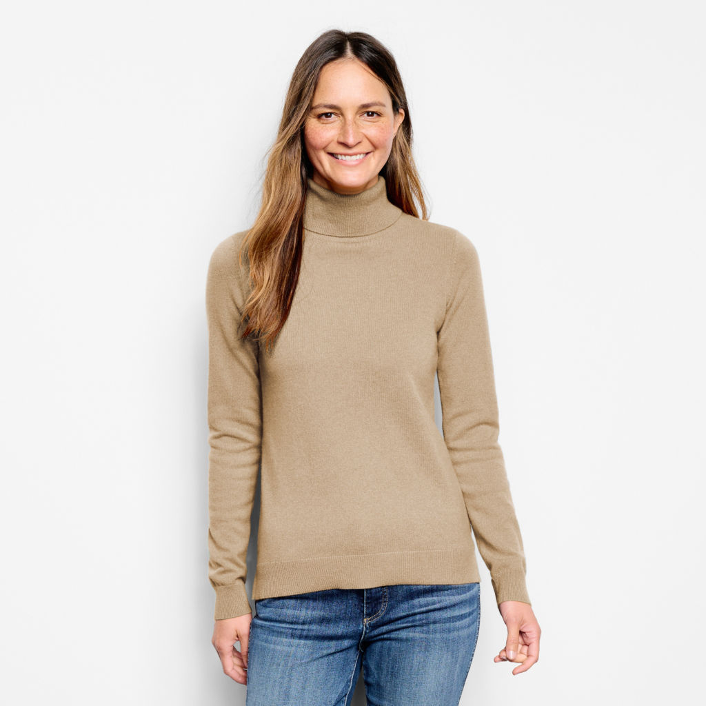 Women's Classic Cashmere Turtleneck Sweater