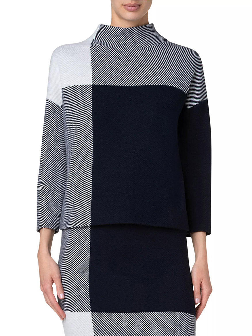 Image of Akris Punto XL Gingham Merino Wool Mock Neck in Cream/Navy