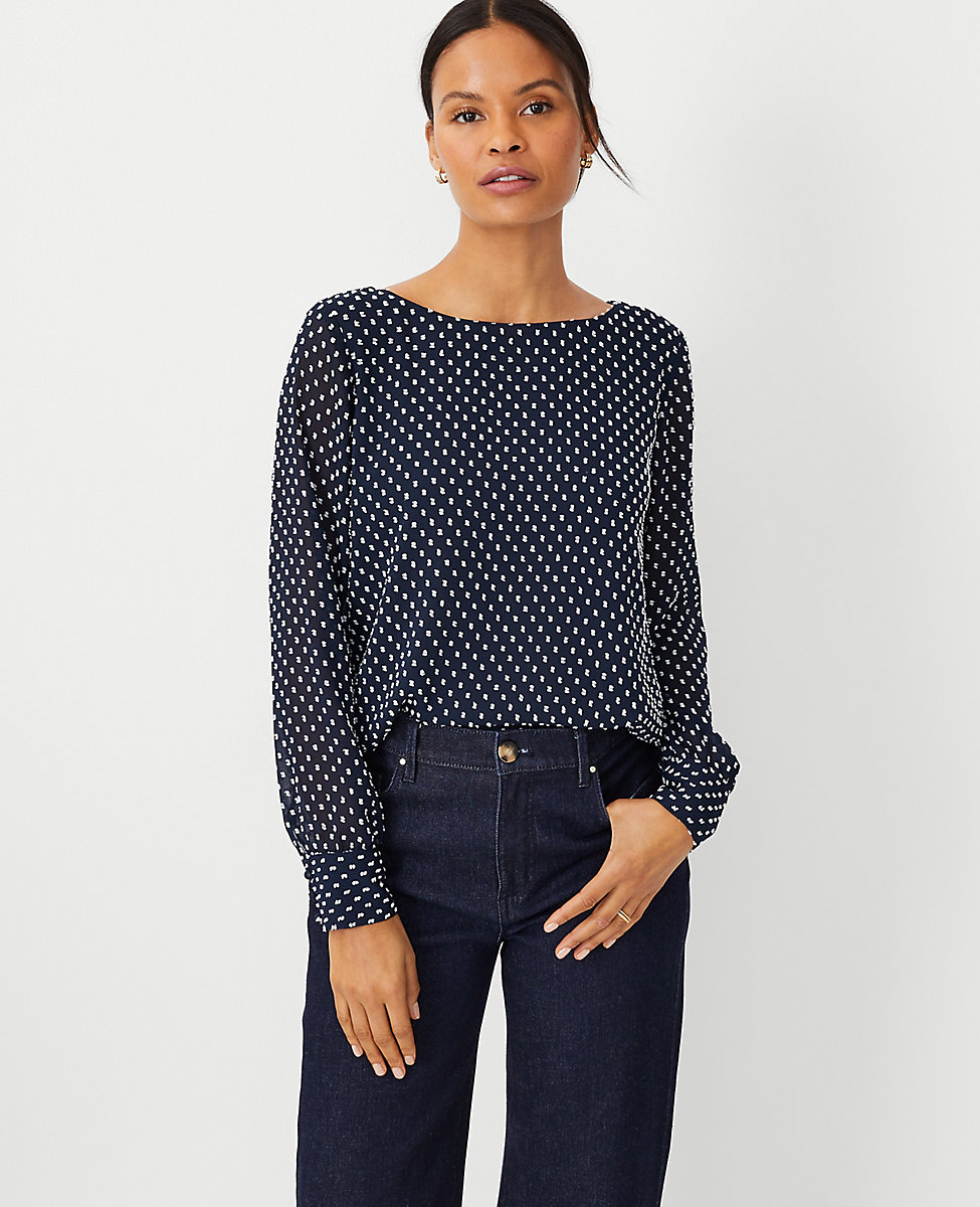 Clip Boatneck Blouse