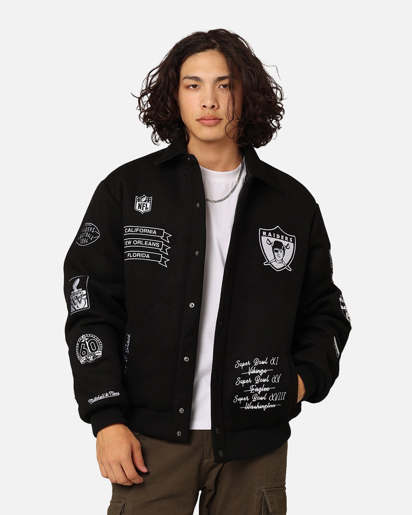 Image of Mitchell & Ness Las Vegas Raiders Super Bowl Champs Jacket Black