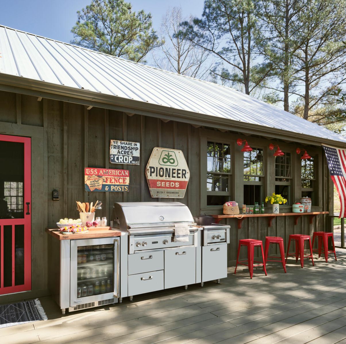 9 Ways to Add Rustic Charm to an Outdoor Kitchen from Stars of HGTV's 'Home Town'