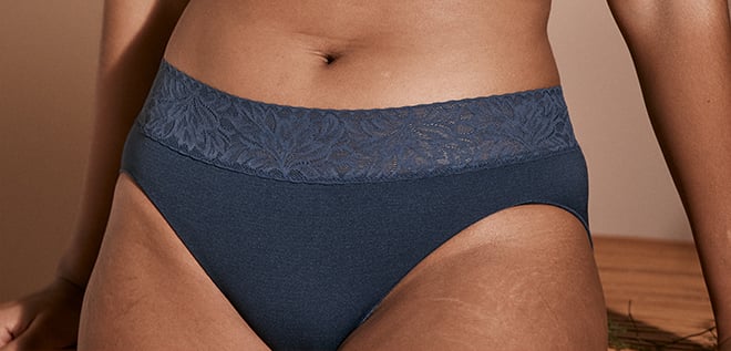 Modern Seamless Lace Trim Hi-Cut Underwear