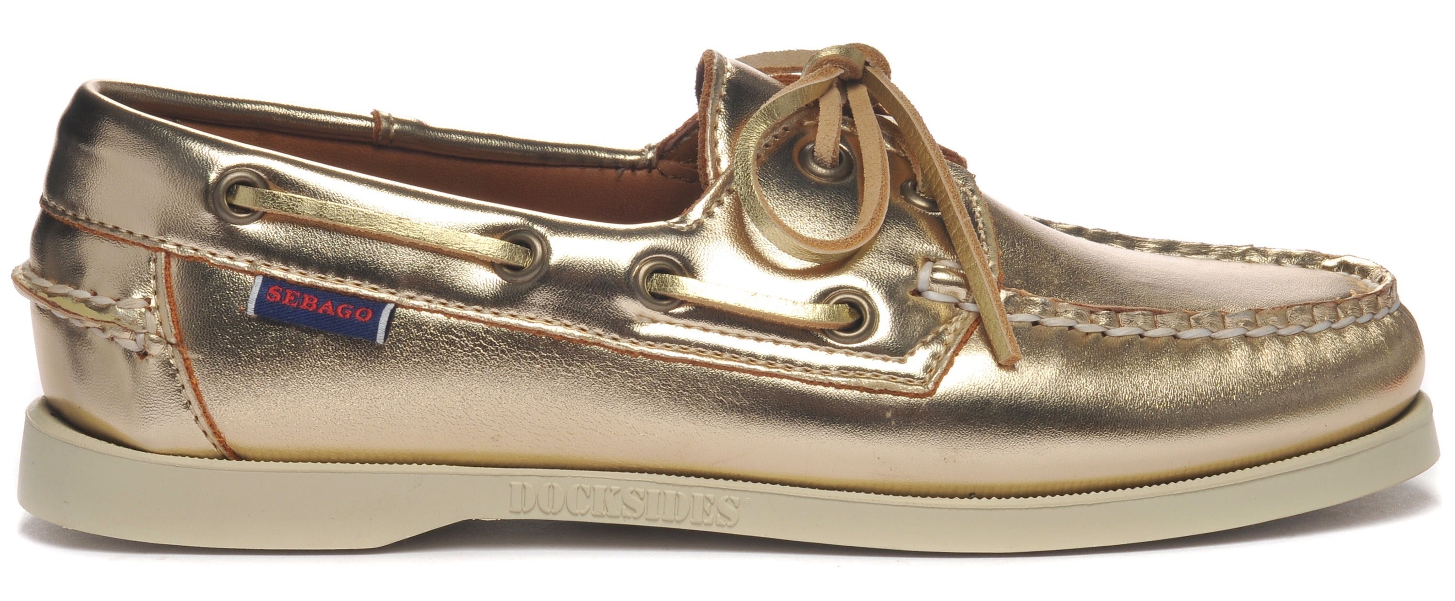 https://sebago-usa.com/products/portland-met-gold