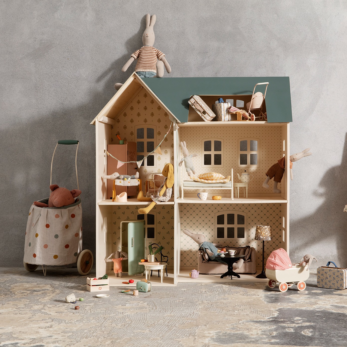 Dollhouse and friends image.