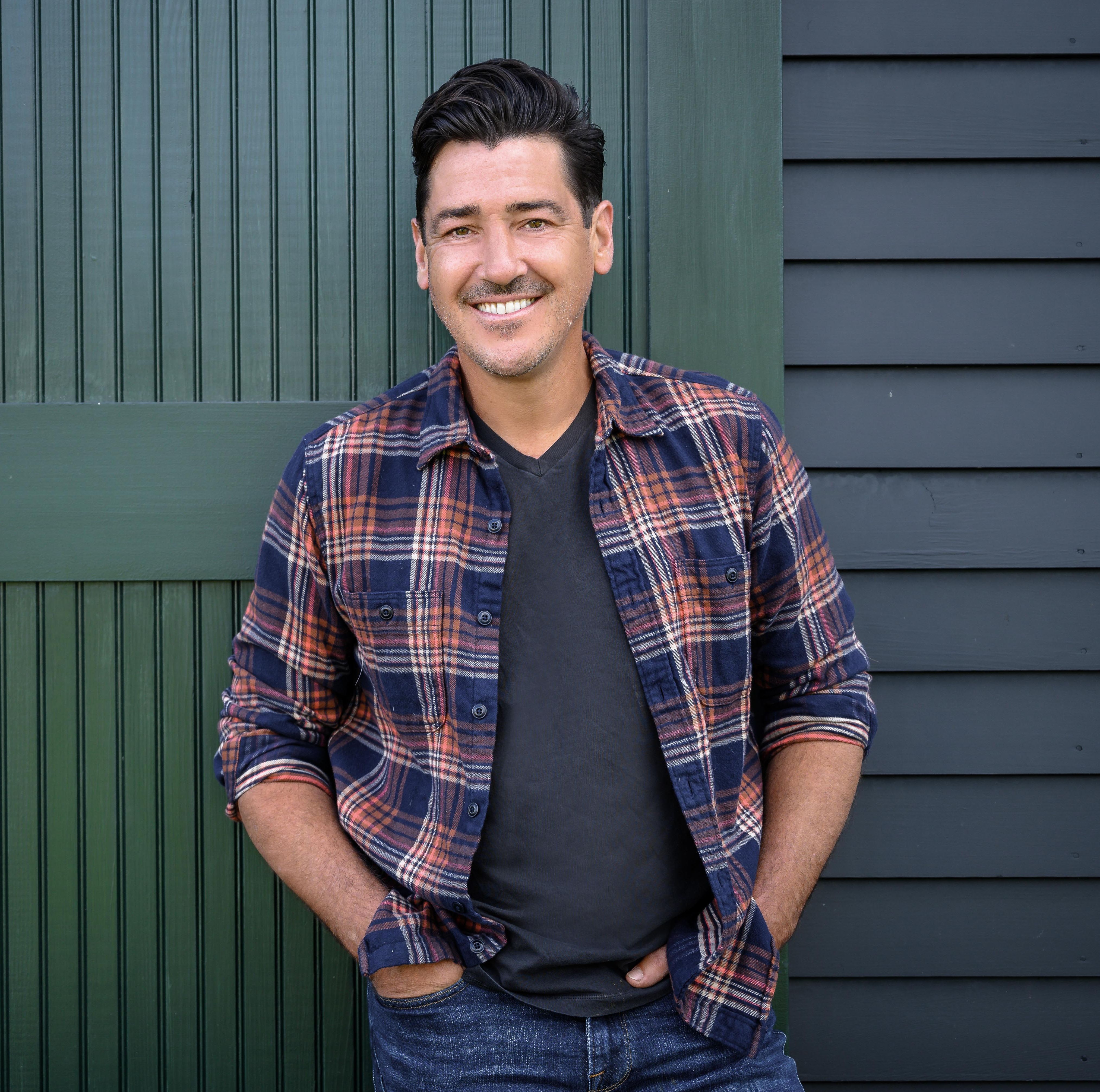 'Farmhouse Fixer' Fans Are Going to Flip Over This News from Jonathan Knight