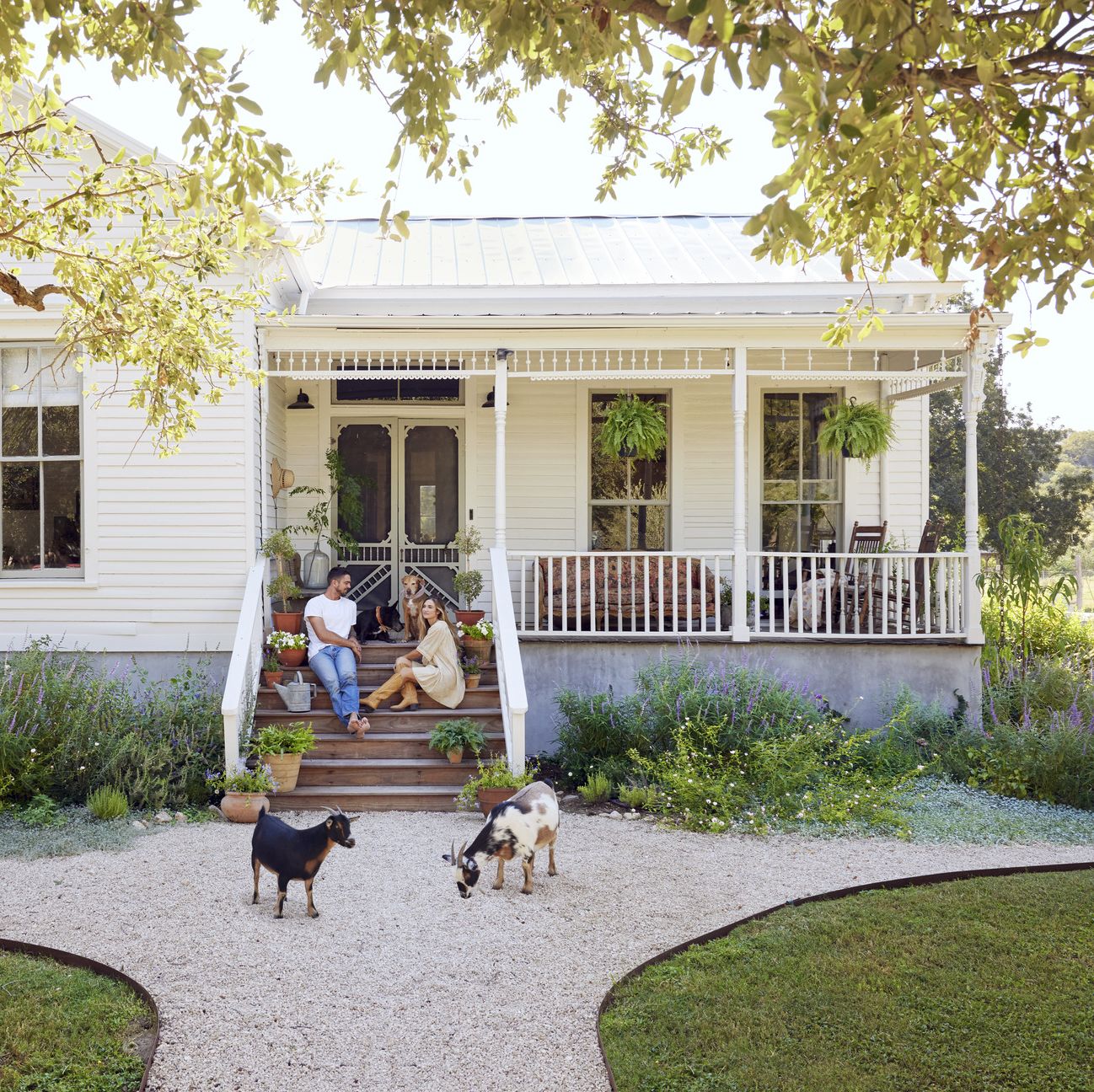 This Farmhouse Was Listed for $15,000 on Facebook Marketplace—You Won't Believe the Before!