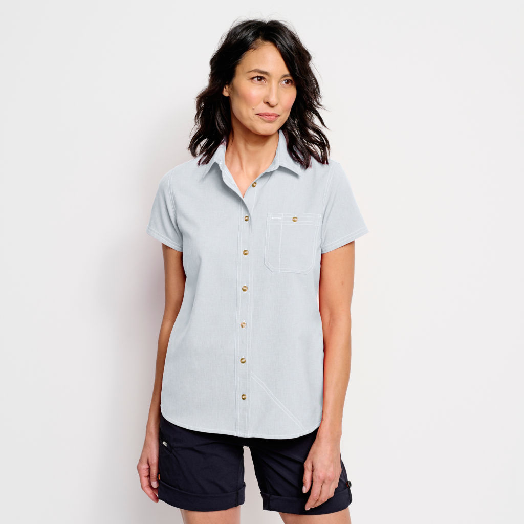  Women’s Tech Chambray Short-Sleeved Work Shirt