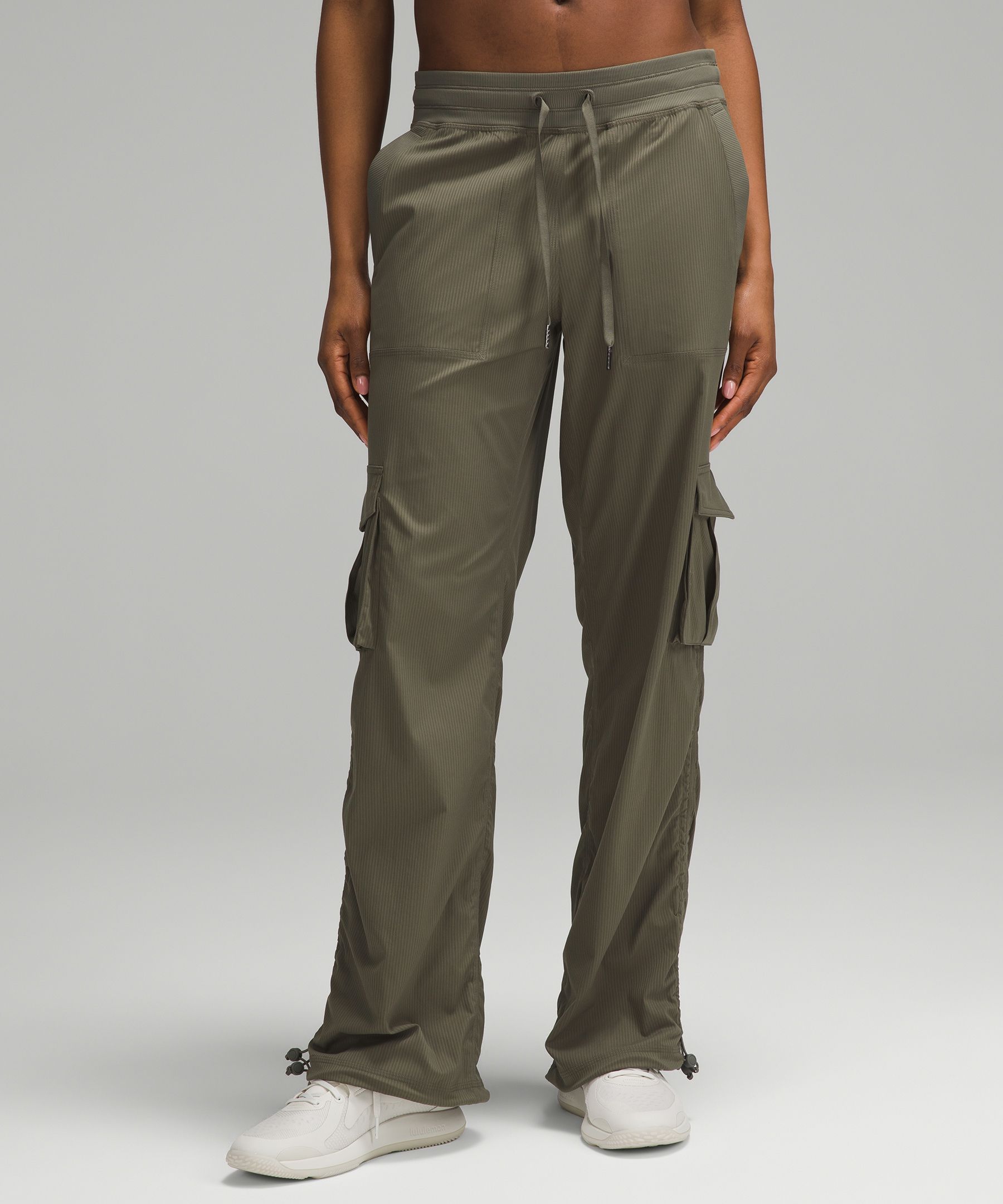 Dance Studio Relaxed-Fit Mid-Rise Cargo Pant