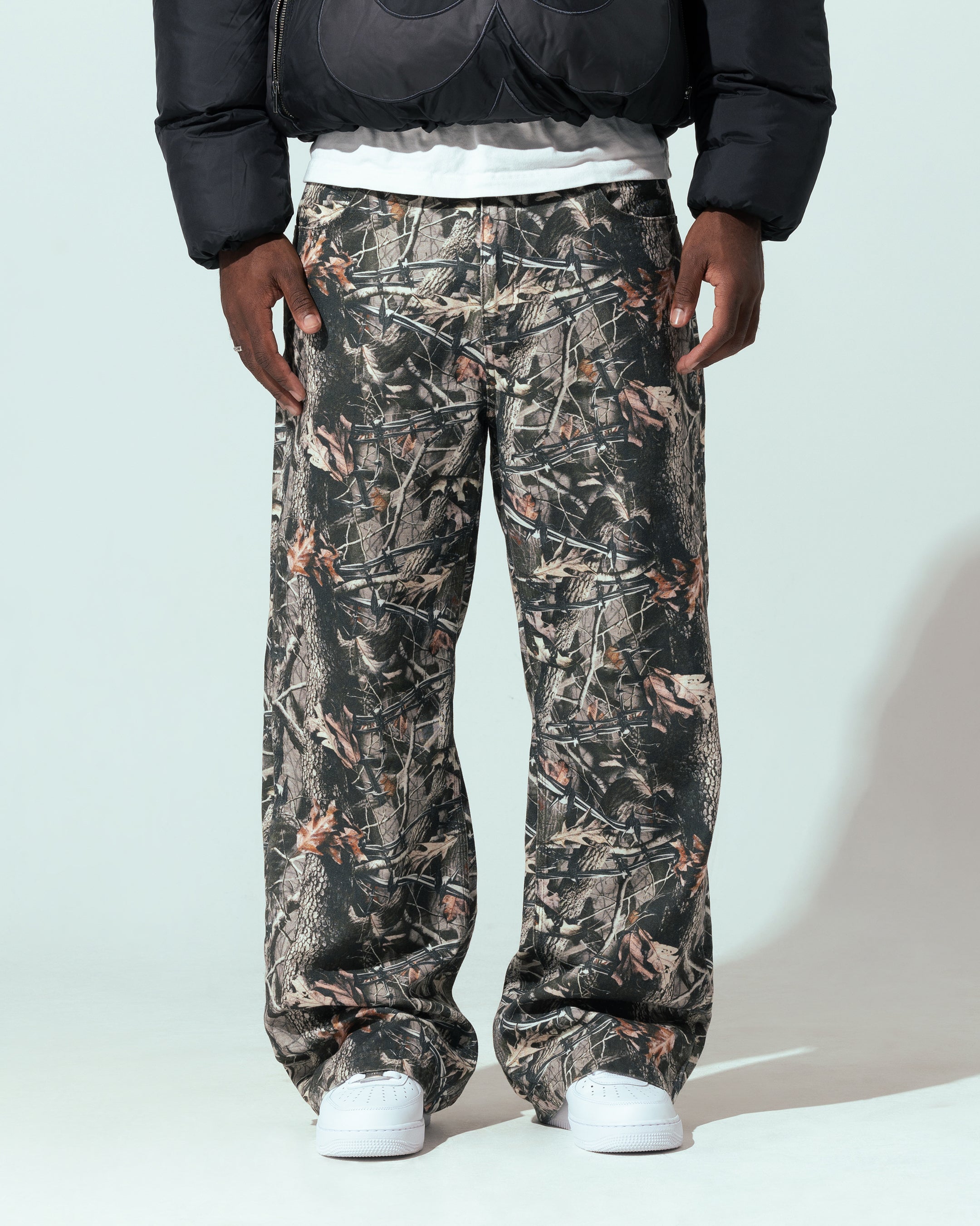 Image of Loiter Hunter Camo Pants Camo