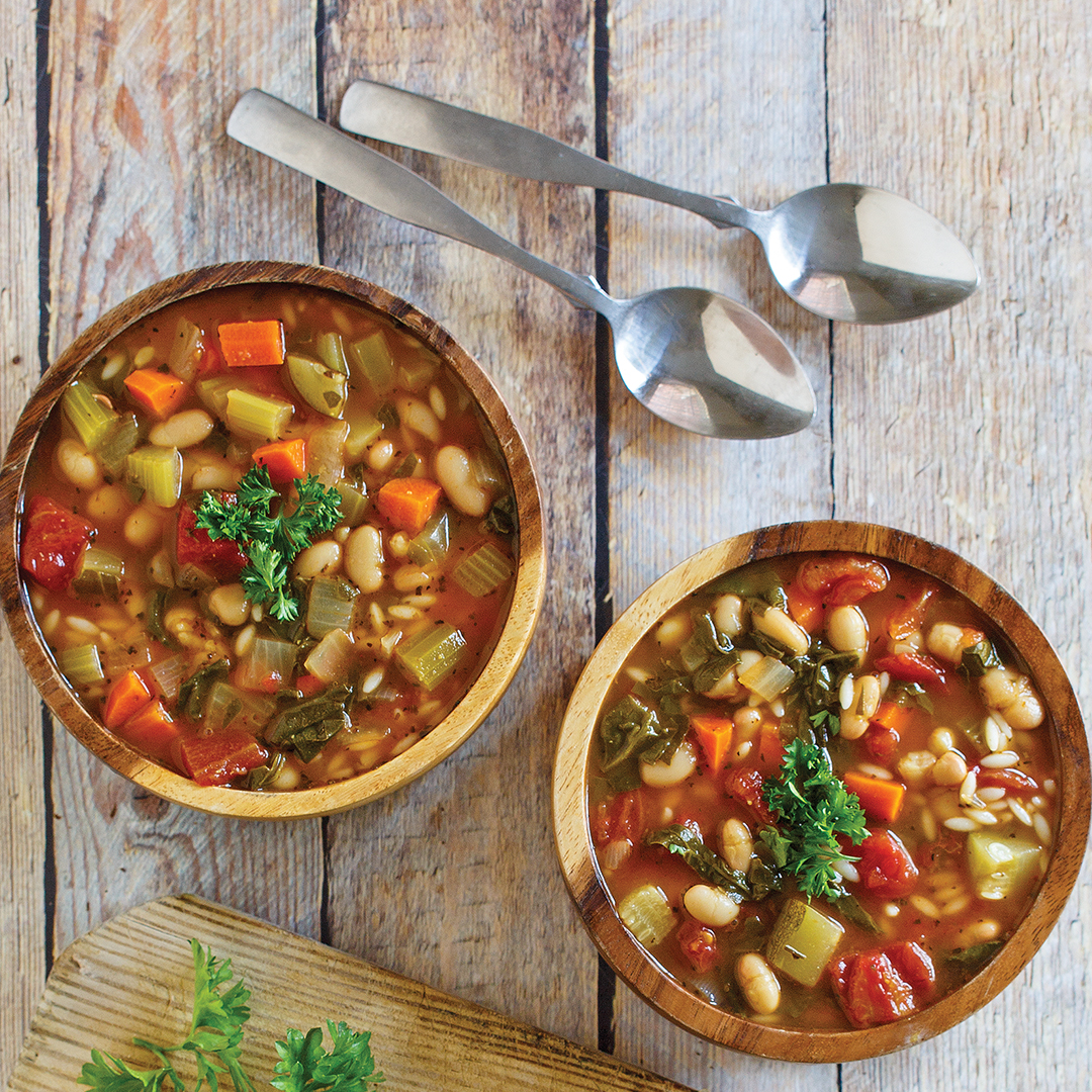 🍲 Tuesday: Hearty Minestrone Soup Warm up your Tuesday with Hearty Minestrone Soup. It's comfort in a bowl, packed with wholesome goodness.