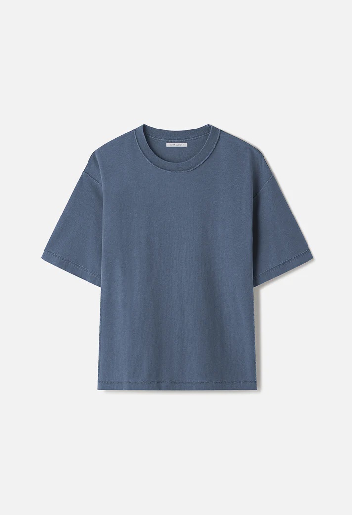 reversed cropped tee