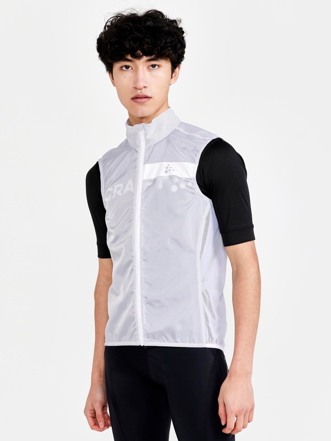 Image of MEN'S ESSENCE LIGHT WIND CYCLING VEST