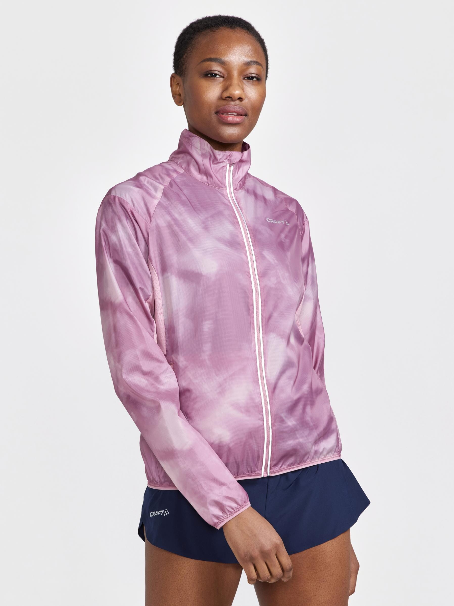 Image of WOMEN'S PRO HYPERVENT RUNNING JACKET