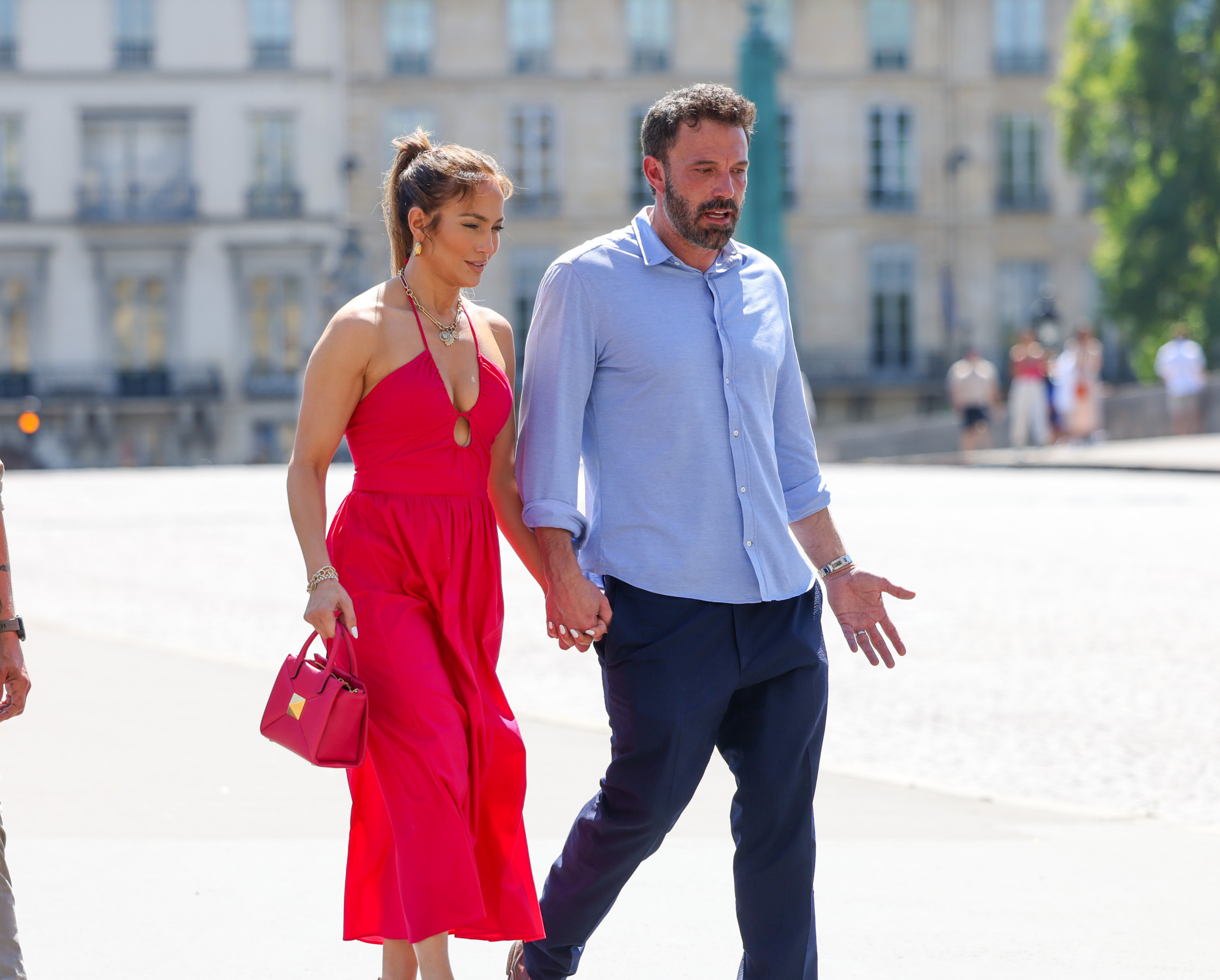 Photo: Ben and J-Lo Put on United Front for Violet’s Graduation