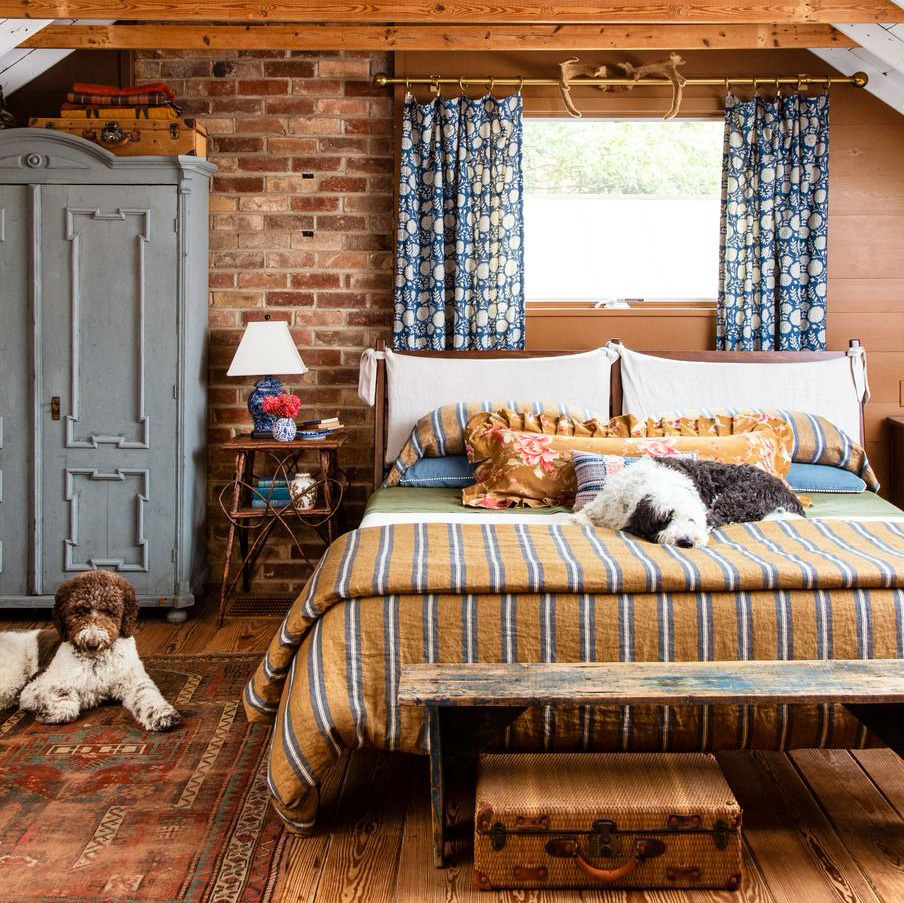 20 Cozy Farmhouse Bedrooms That Will Inspire Your Own Dreamy Spaces