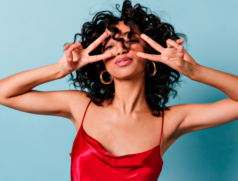 Festive curly hair model 