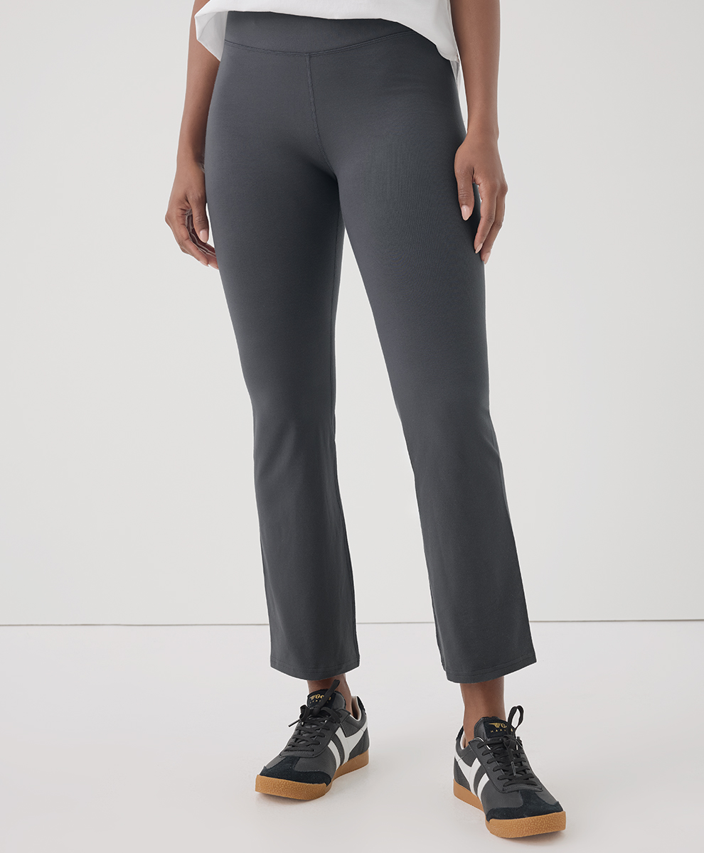 Image of Women's On the Go-To Cropped Bootcut Legging