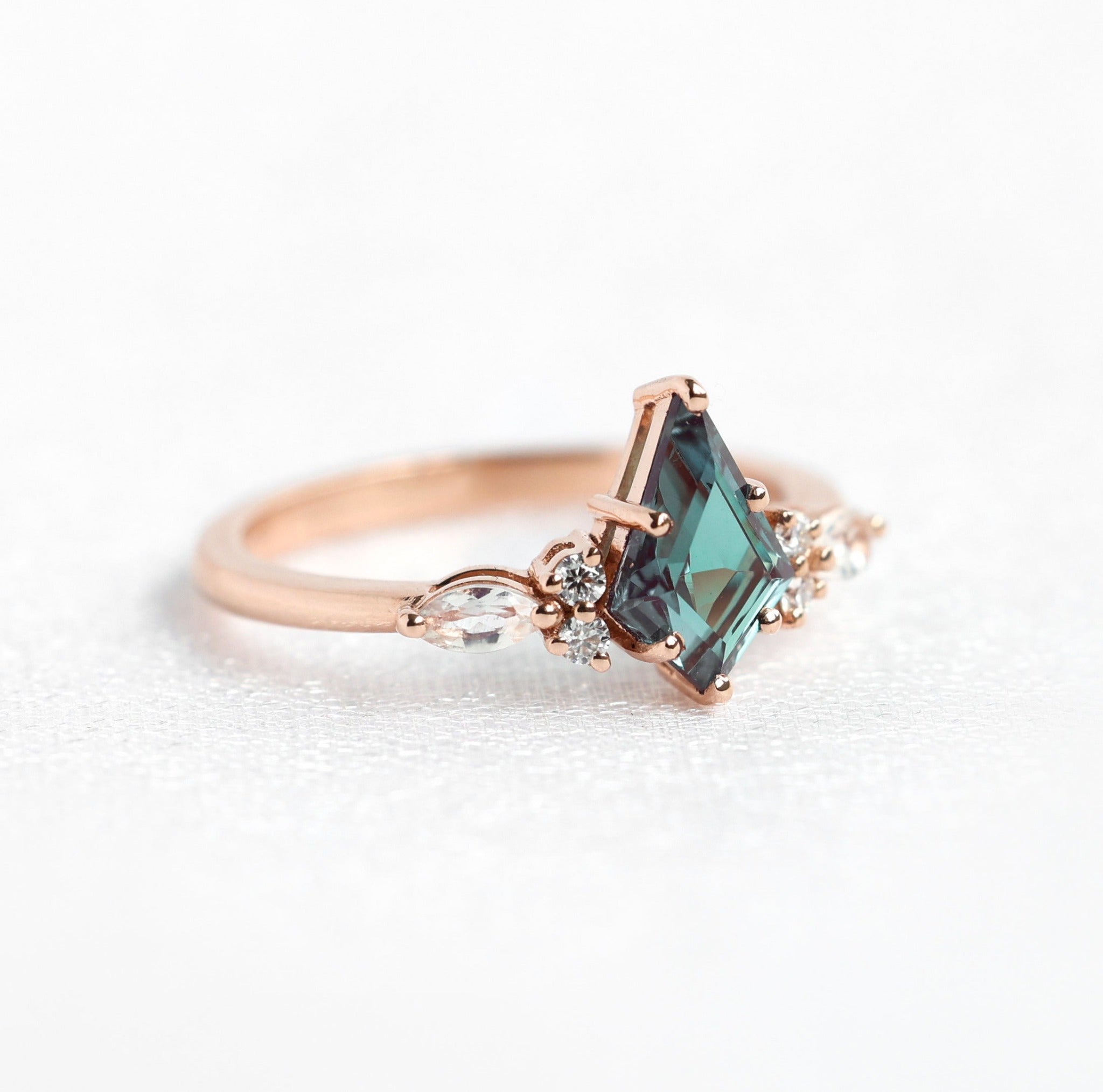 Image of Kite Alexandrite Engagement Ring