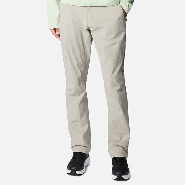 Woman in pants with Omni Shade Broad Spectrum Air Flow