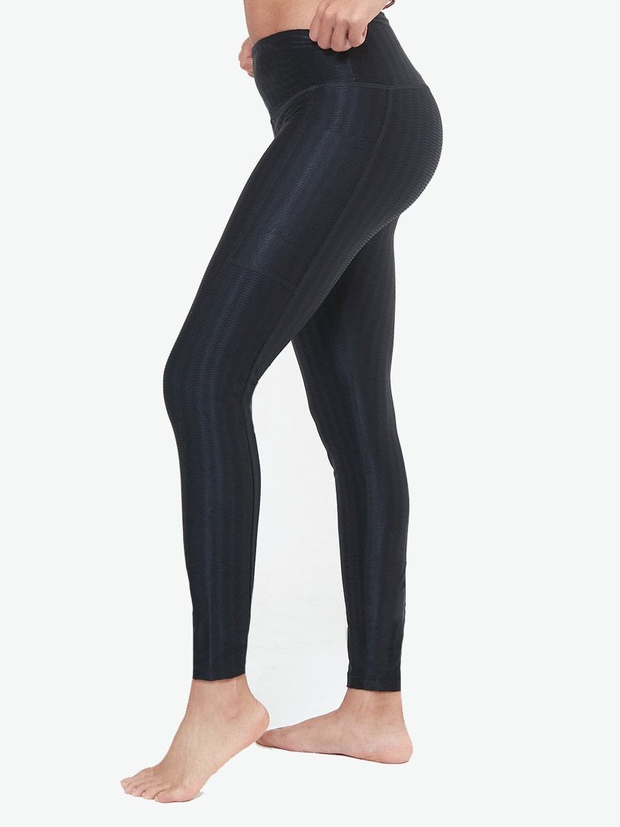 Image of Hi-Rise Square Pocket Leggings - Black Zap