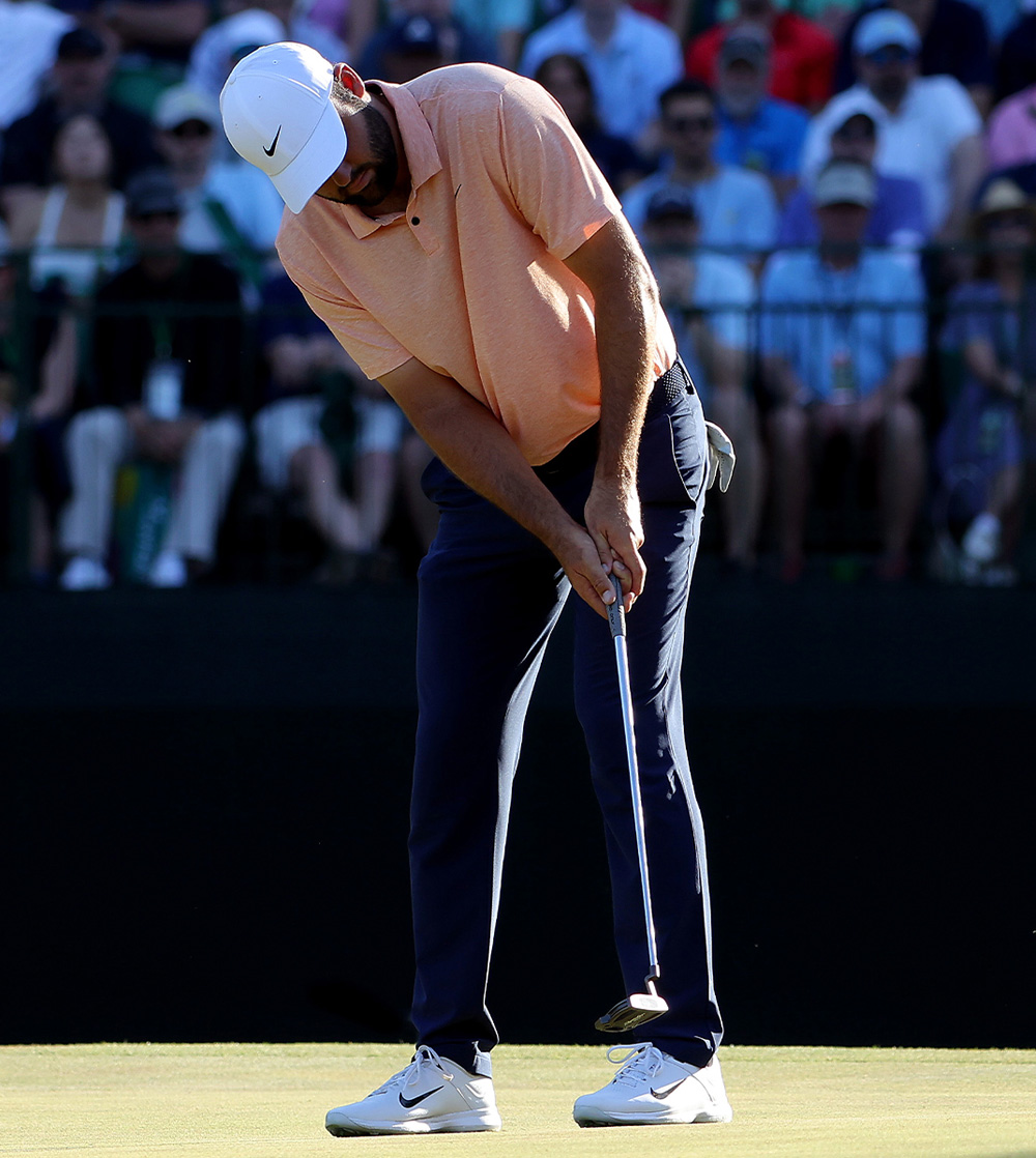 Scottie Scheffler putting with his Spider Tour X L-Neck putter at the Masters