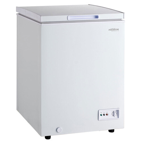 Premium Levella 5.0 cu. ft Chest Freezer in White