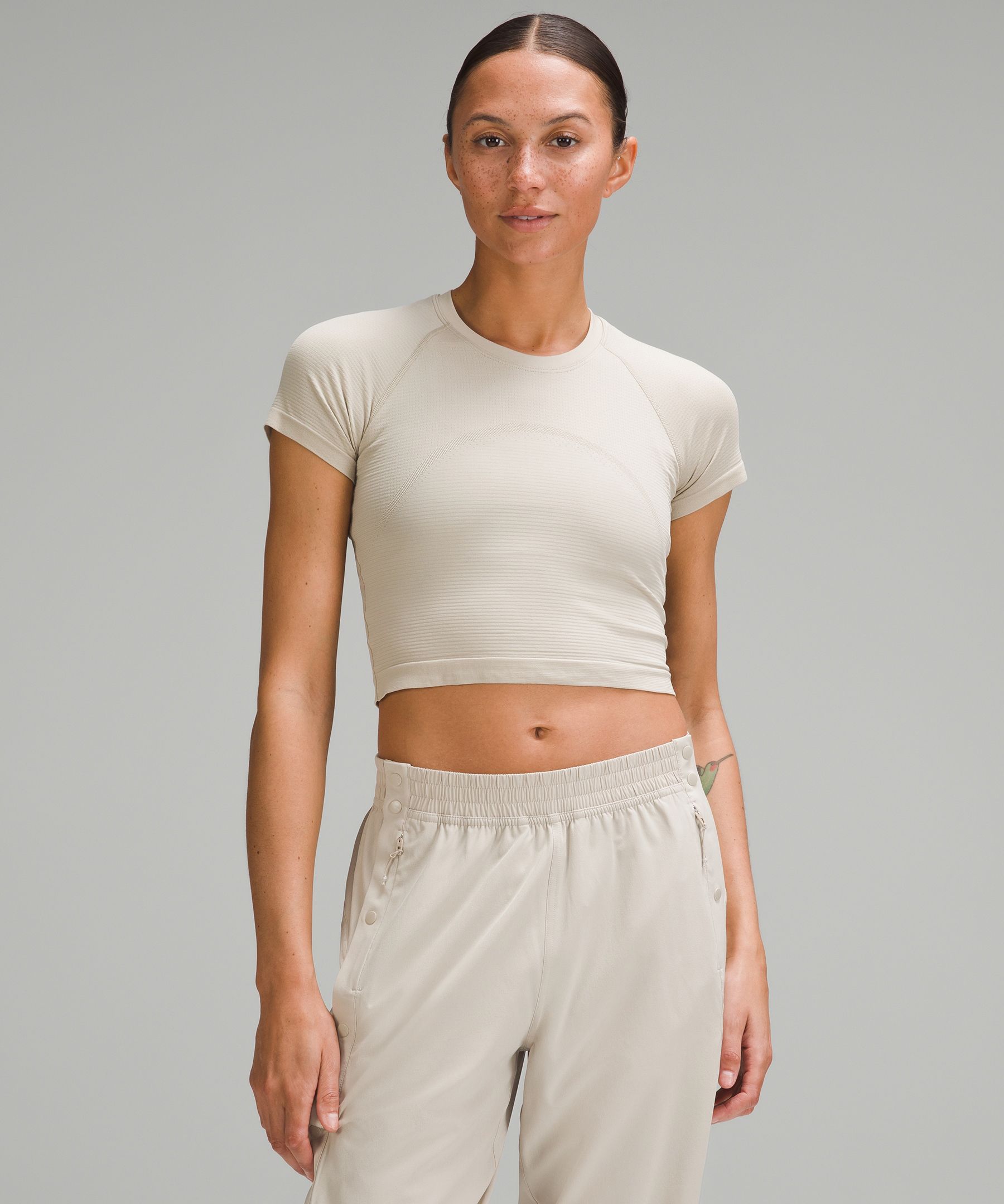 Swiftly Tech Cropped Short-Sleeve Shirt 2.0