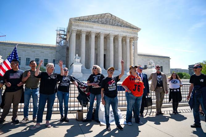 Protestors supporting January 6 rioters outside the Supreme Court