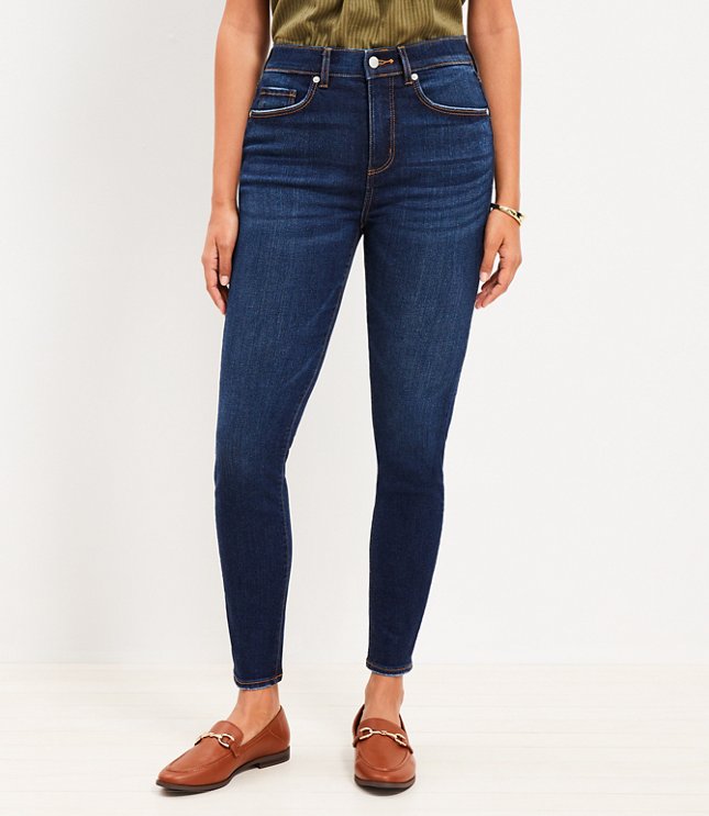 Curvy High Rise Skinny Jeans in Vintage Dark Wash