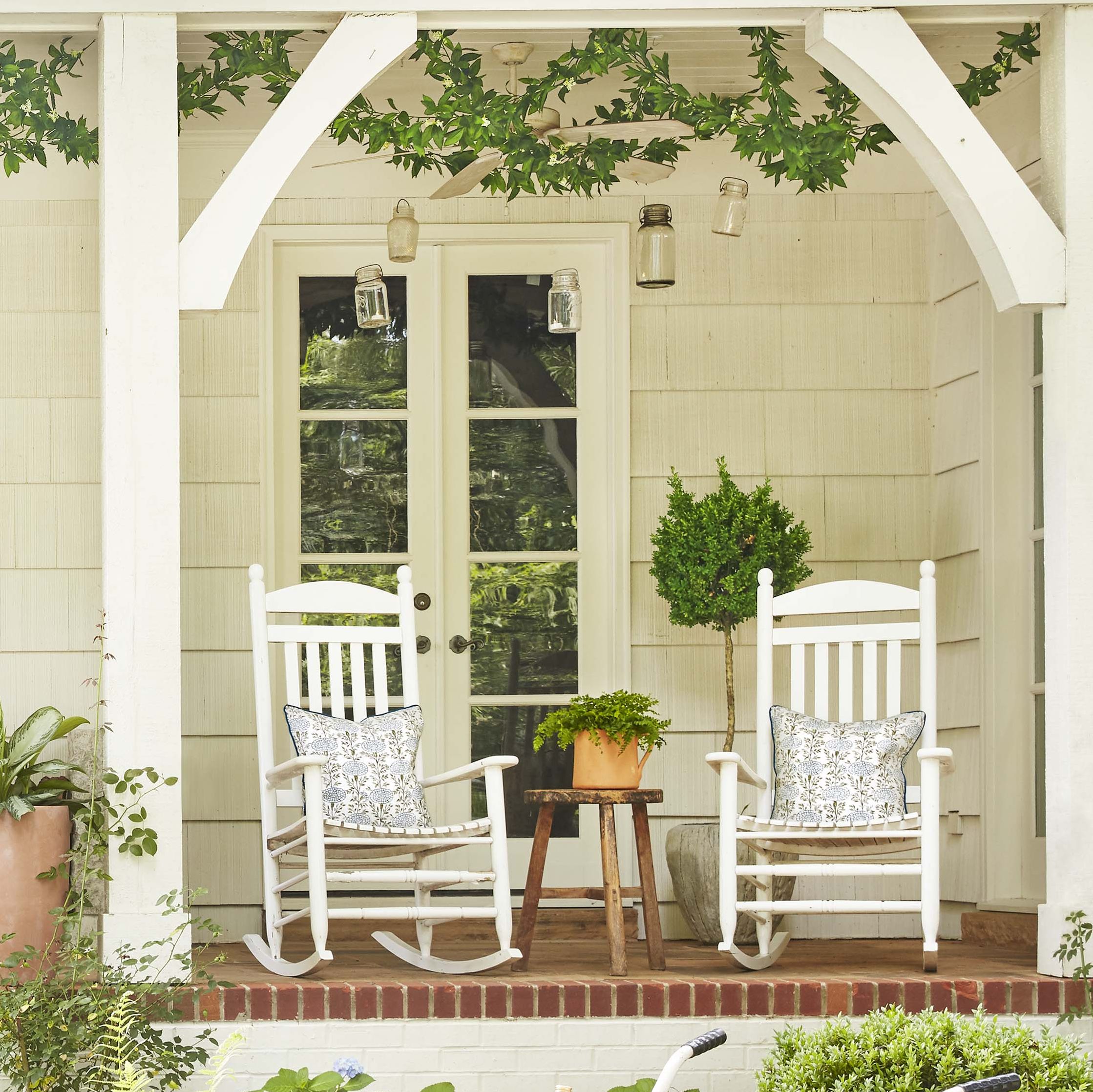 Relax on the Porch with These Top-Rated Rocking Chairs