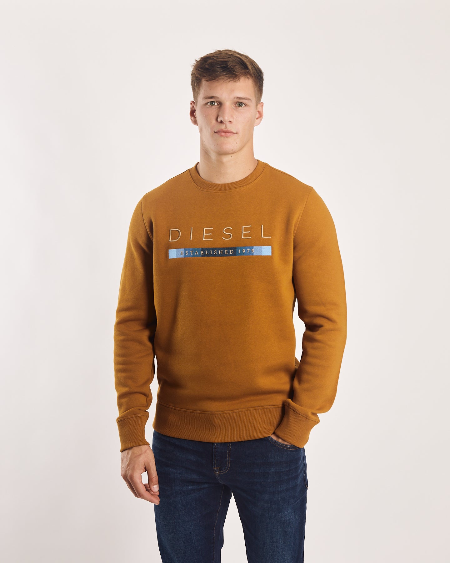 Image of Umar Sweatshirt Cathay Spice