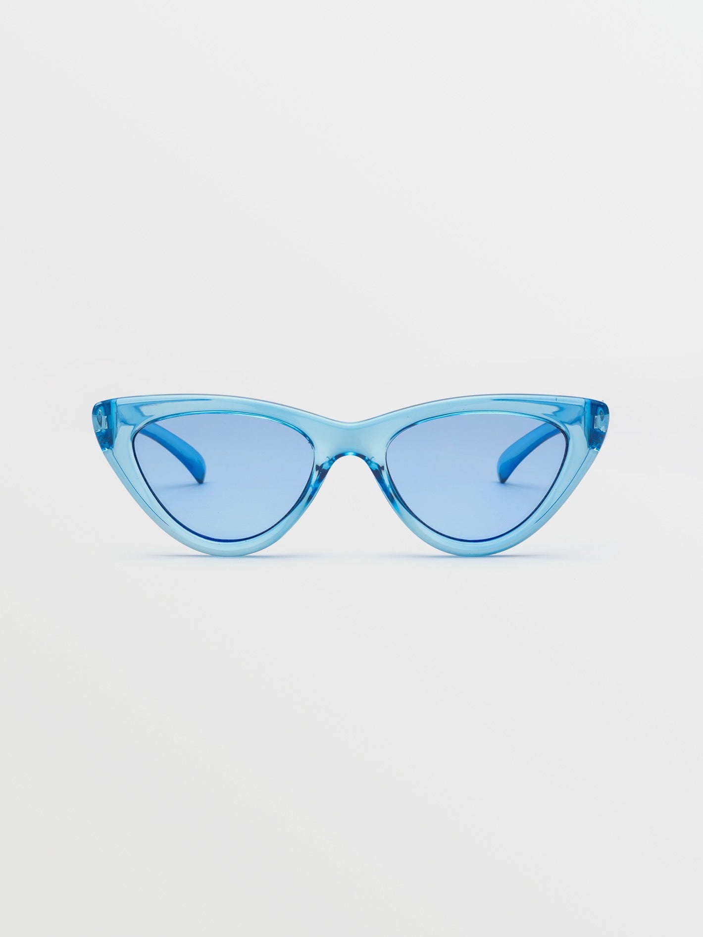 Image of Knife Sunglasses - Crystal Sky/Blue