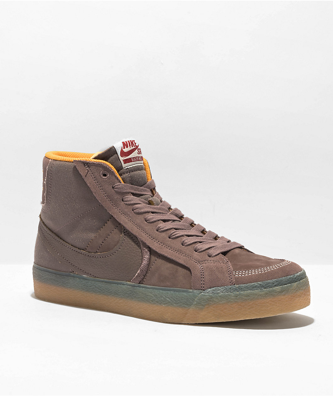 Nike SB Zoom Blazer Mid PRM Plus Plum Eclipse Skate Shoes