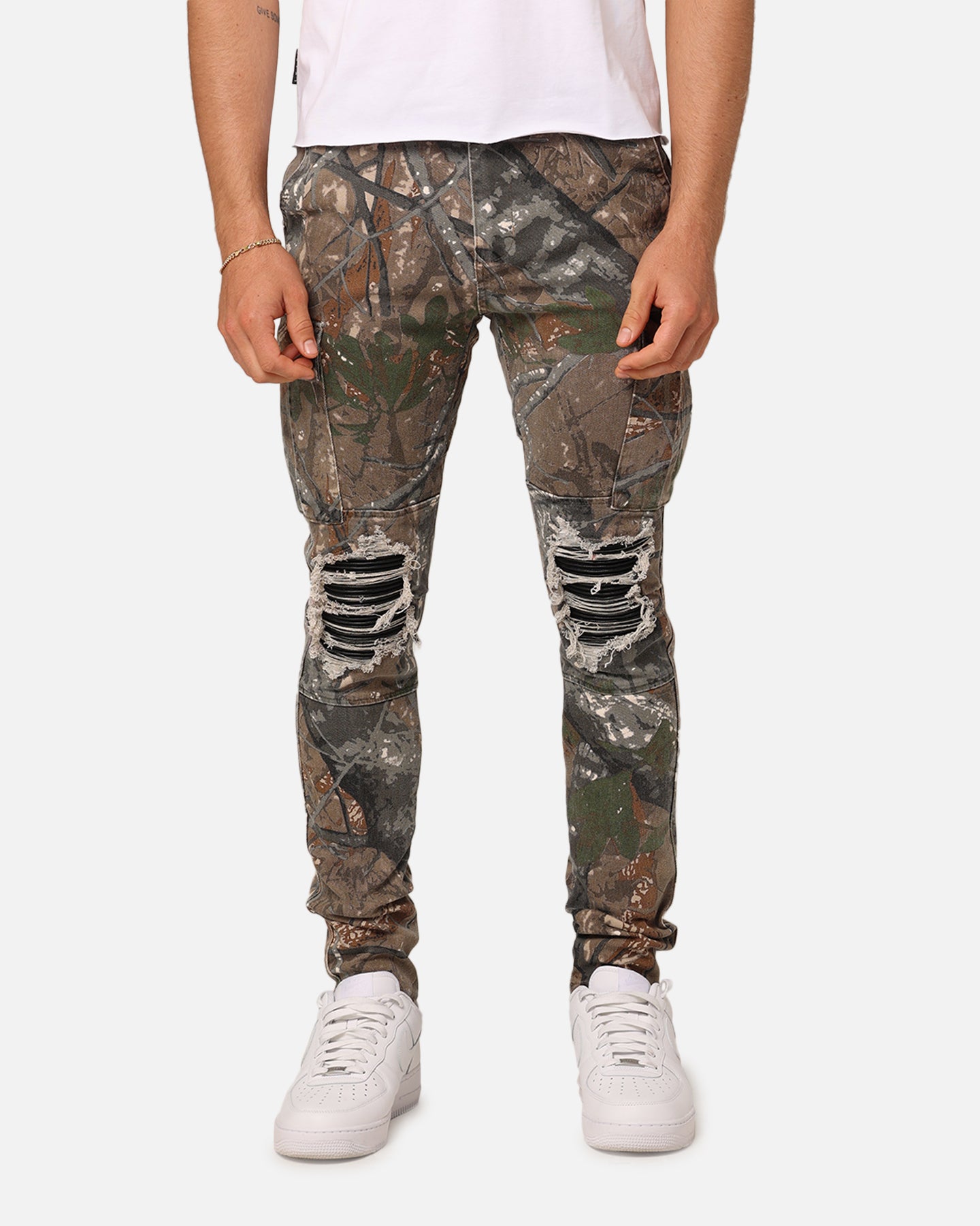 Image of XXIII Sergeant Ripped Jeans Real Tree Camo