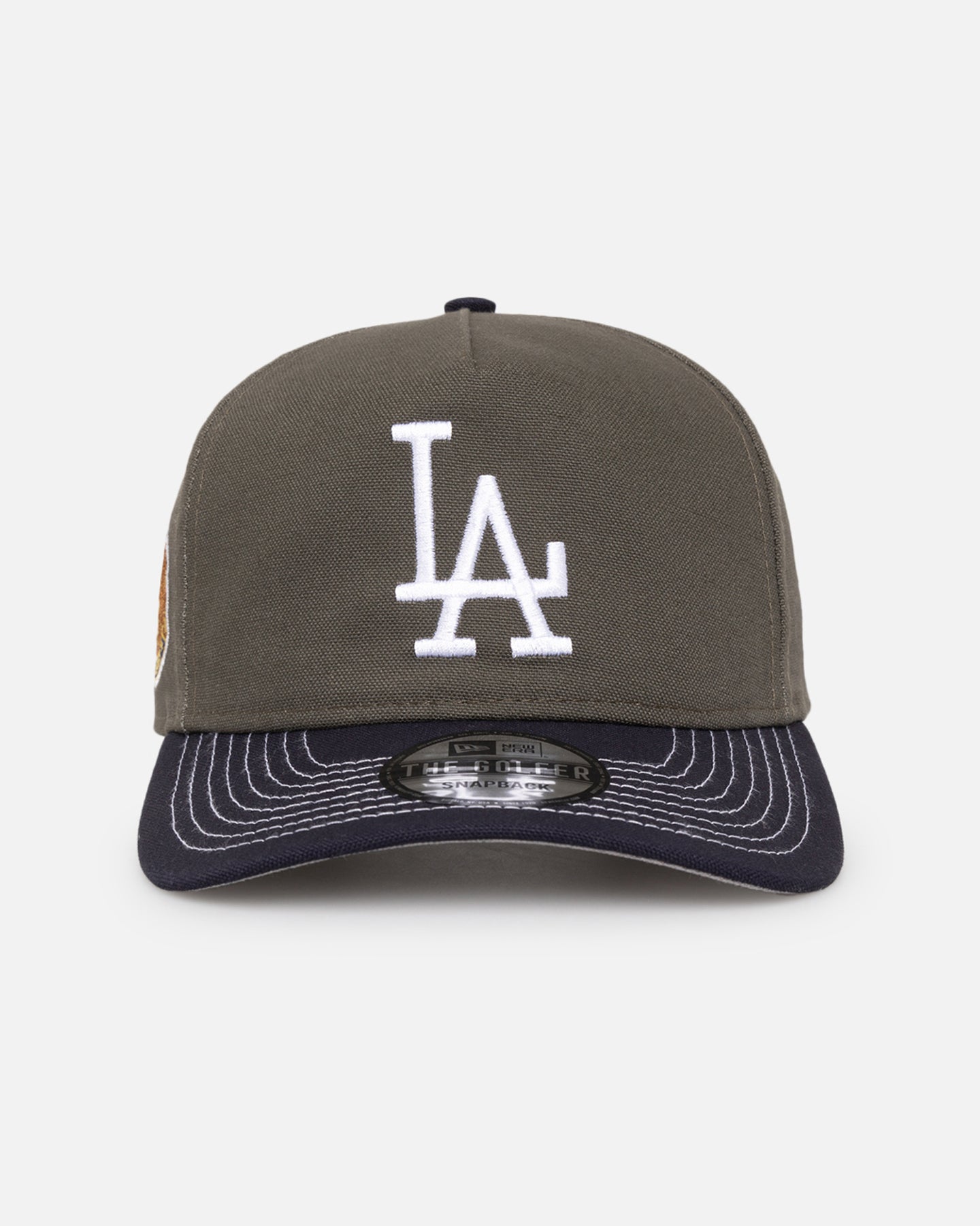 Image of New Era Los Angeles Dodgers 'Contrast Visor' Pre-Curved Golfer Snapback Moss/Navy