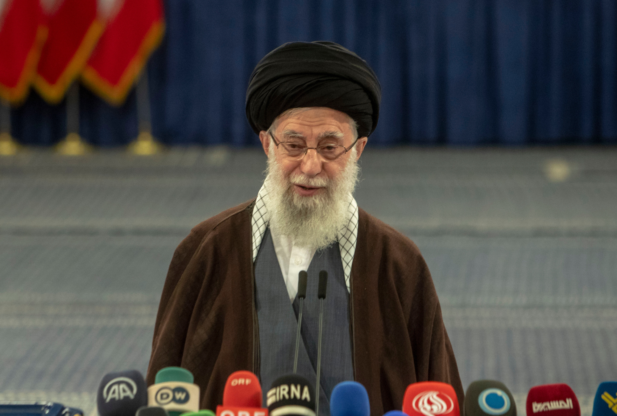 Photo: Ayatollah Tells American College Students They're on 'Right Side of History'