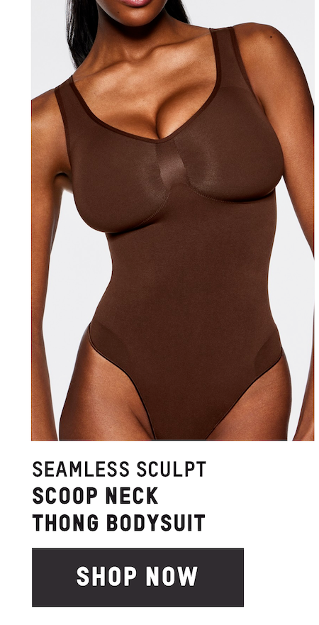 SEAMLESS SCULPT SCOOP NECK THONG BODYSUIT