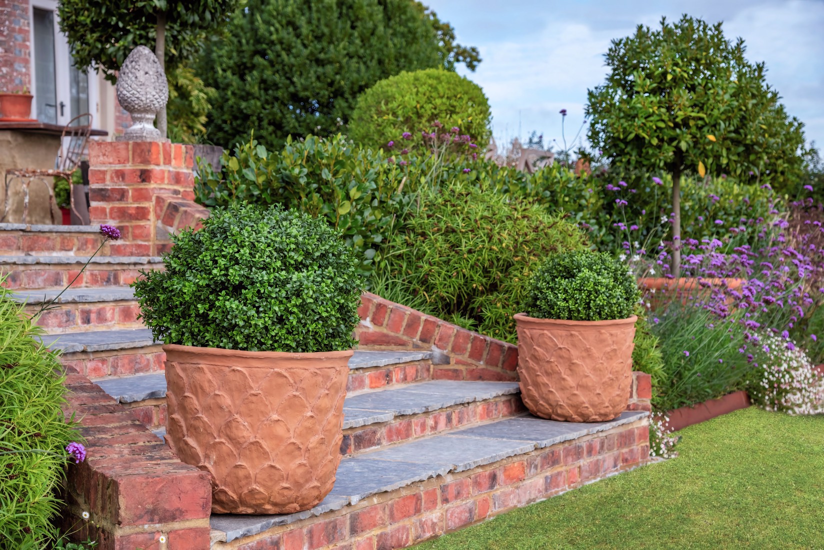 Aloha Pineapple Planter