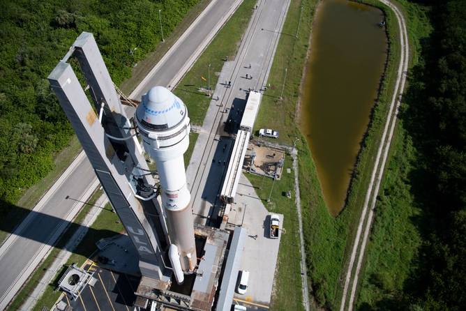 A United Launch Alliance Atlas V rocket with Boeings CST-100 Starliner spacecraft onboard