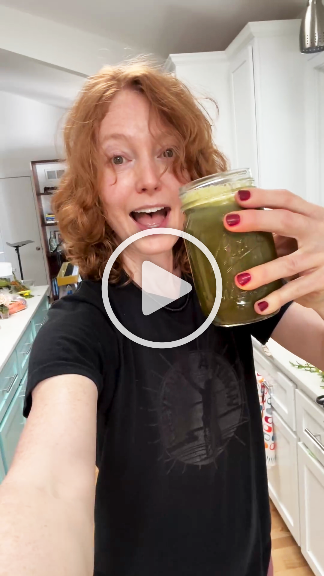 Find out why @aliciawitty loves spending hours prepping her own greens and making juice.