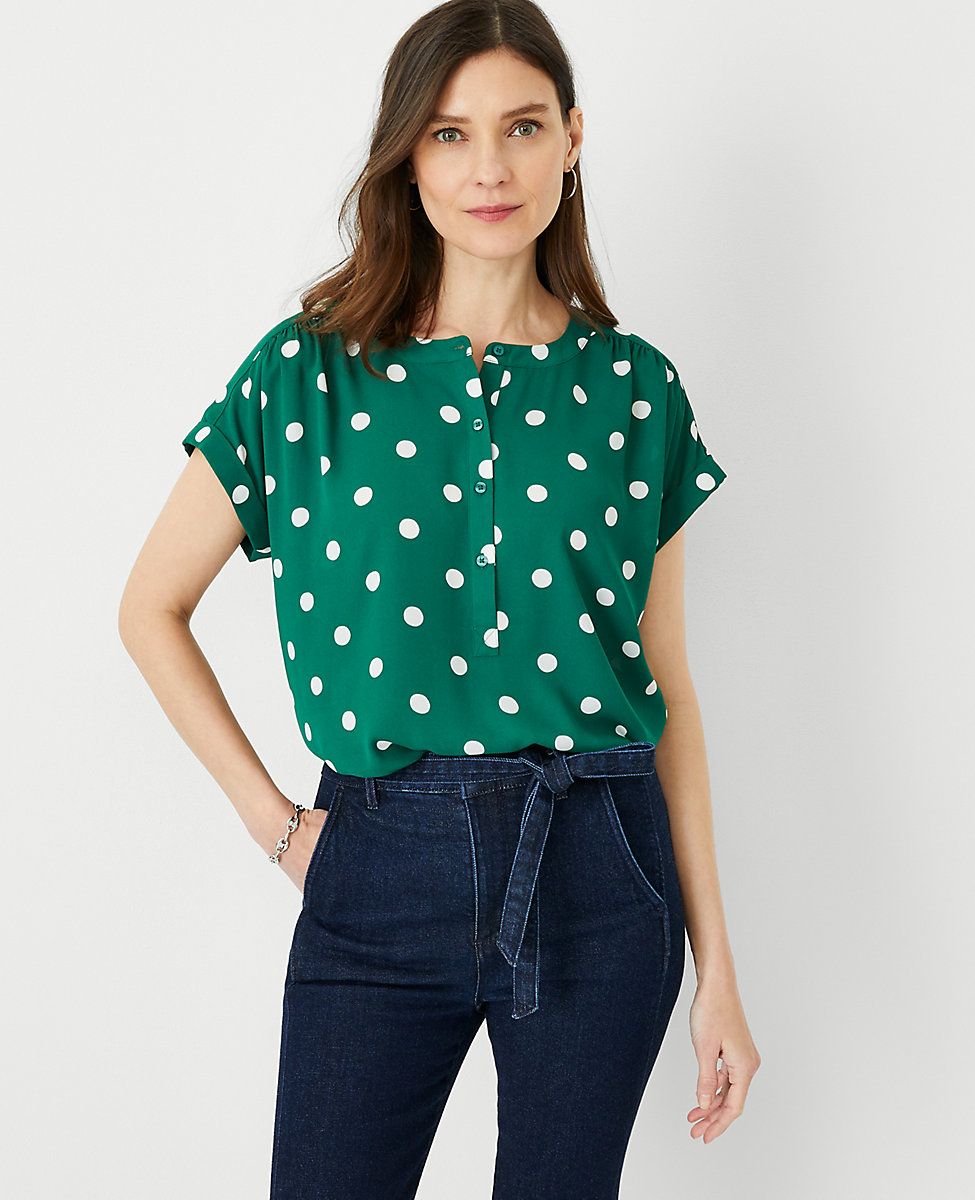 Dotted Drop Shoulder Popover