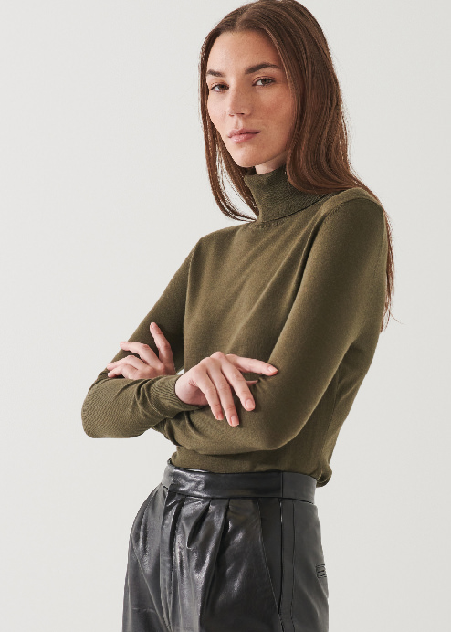 SUPERFINE MERINO TURTLENECK