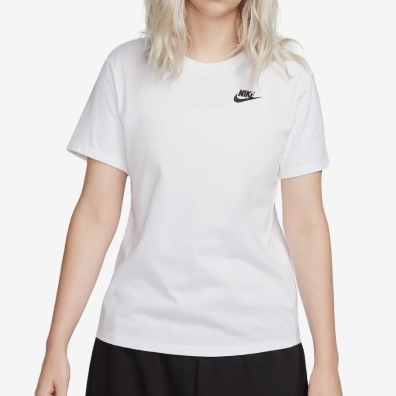  Nike Sportswear Women's Club T-Shirt