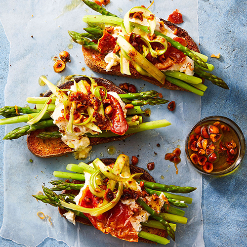 Dozens of Readers Made Our Asparagus, Burrata and Prosciutto Tartines Last Week