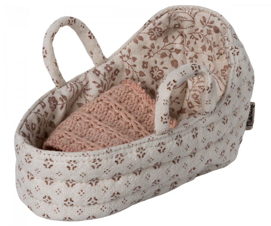 Image of Carry cot for Baby Mouse