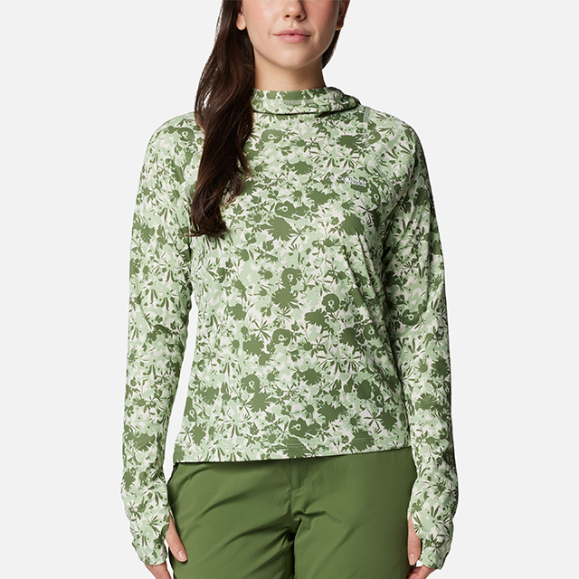 Woman in a top with Omni Shade Broad Spectrum Air Flow