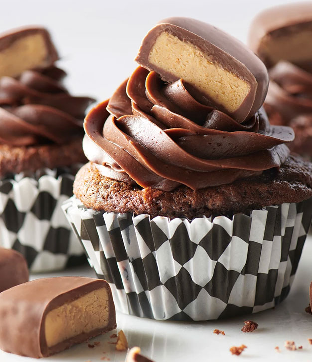 Milk Chocolate Peanut Butter Cupcakes