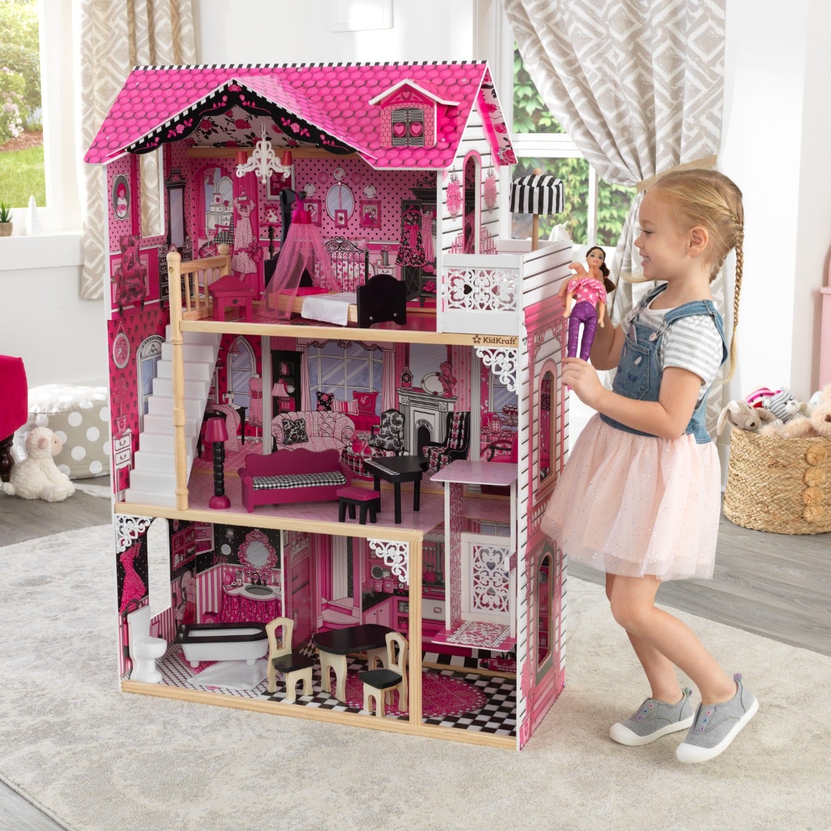 Image of Amelia Dollhouse