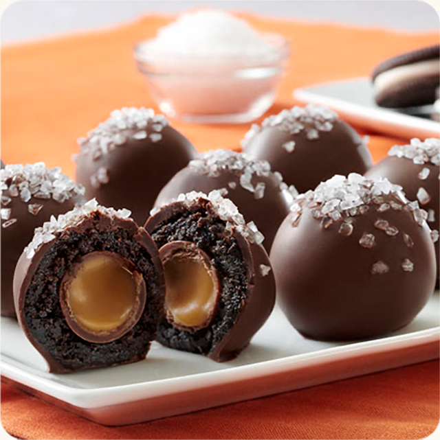 SALTED CARAMEL-OREO COOKIE BALLS