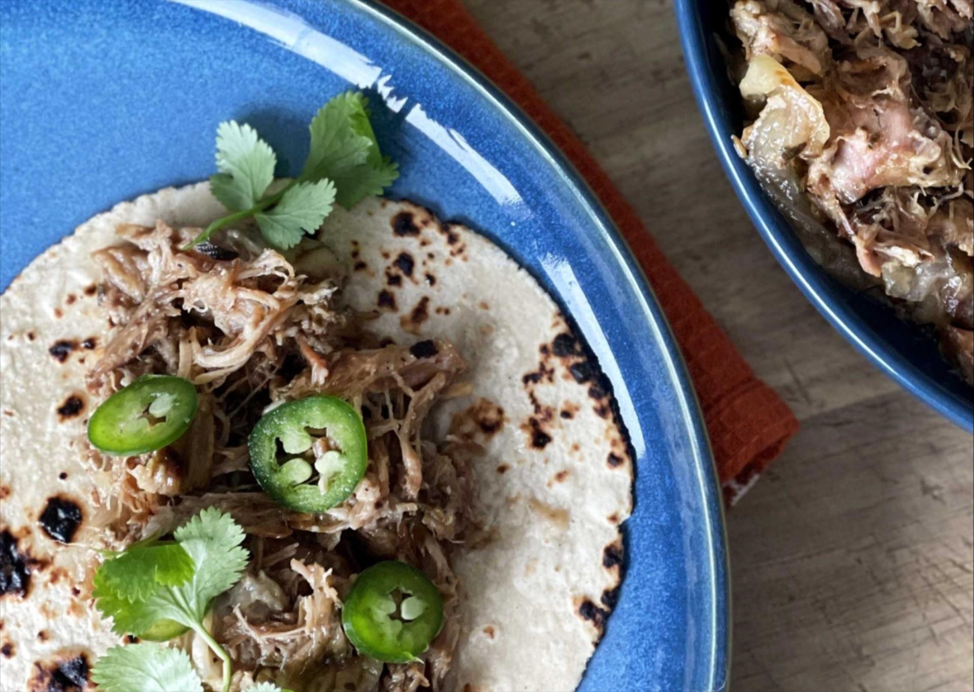 🌮 Saturday: Slow Cooker Pork Carnitas Saturdays are for prepping like a boss! Dive into Slow Cooker Pork Carnitas – perfect for meal prepping and turning your upcoming week into a flavor fiesta. 